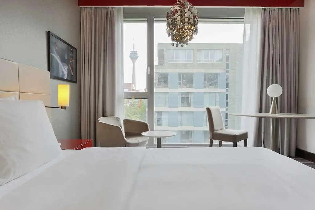 Hotell Radisson Blu Media Harbour Hotel, Duesseldorf